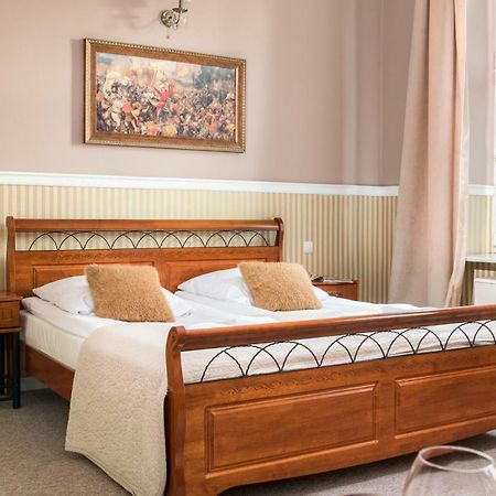 Luxaparts Cracovie Extérieur photo