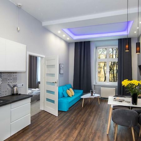 Luxaparts Cracovie Extérieur photo
