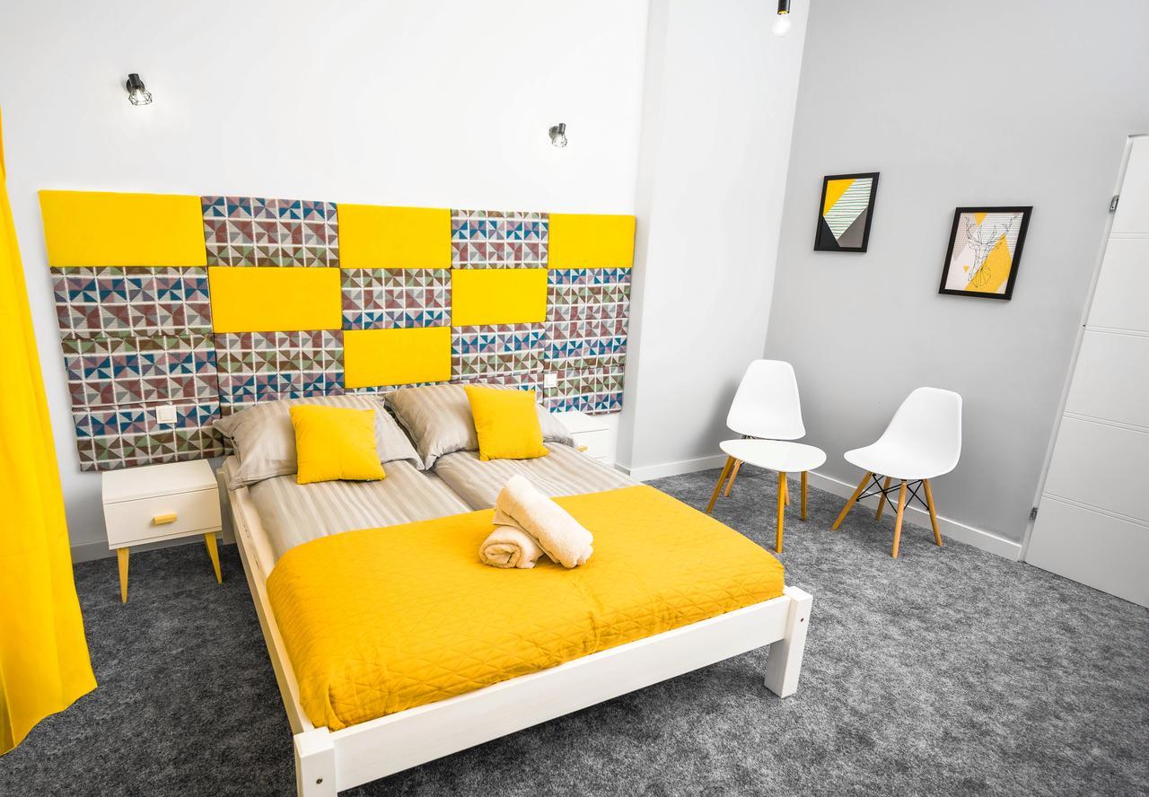 Luxaparts Cracovie Extérieur photo