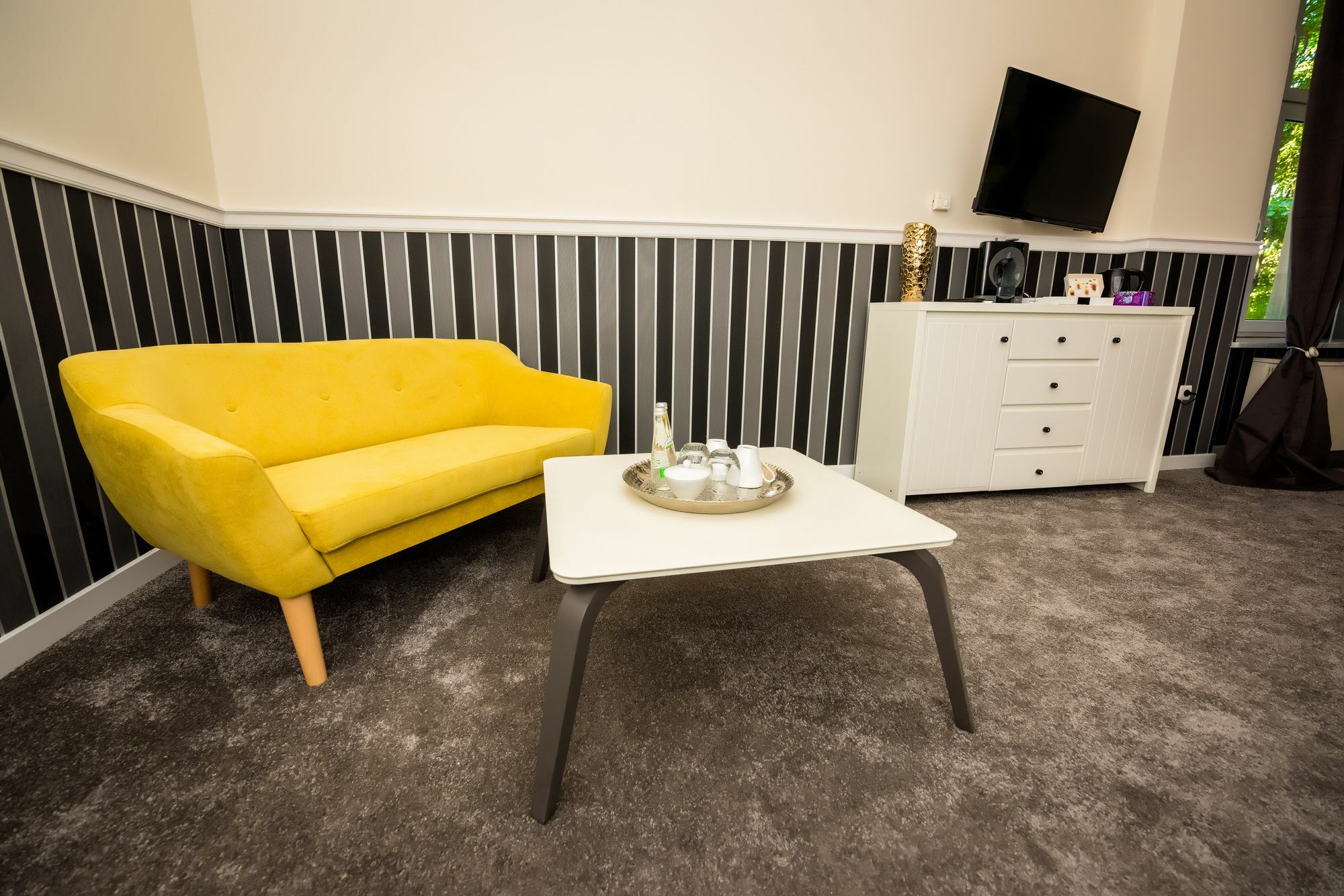 Luxaparts Cracovie Extérieur photo