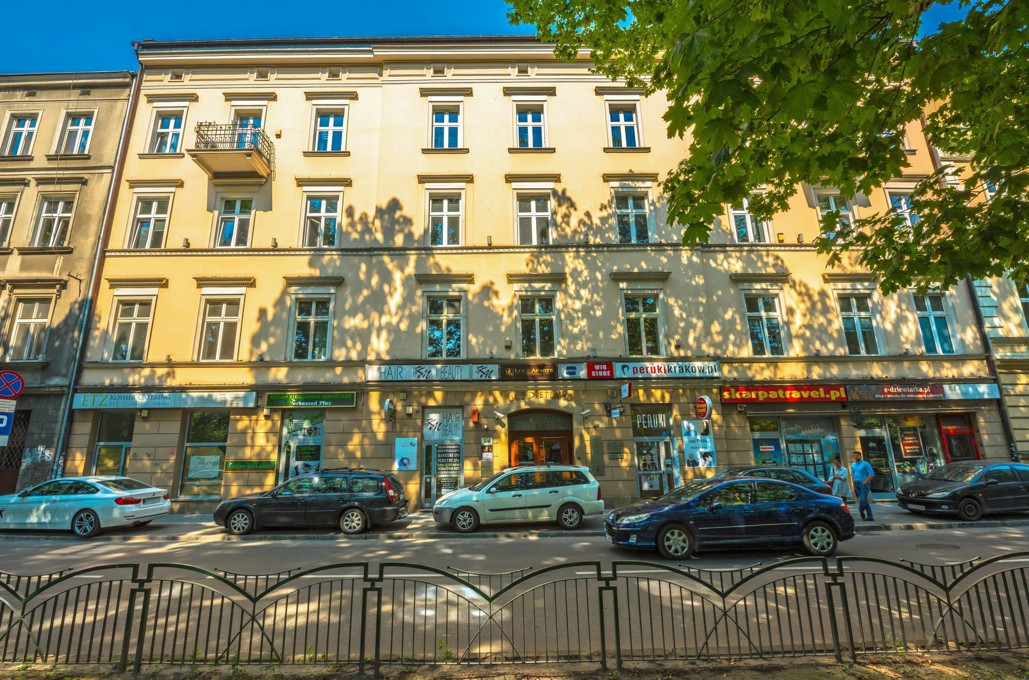 Luxaparts Cracovie Extérieur photo